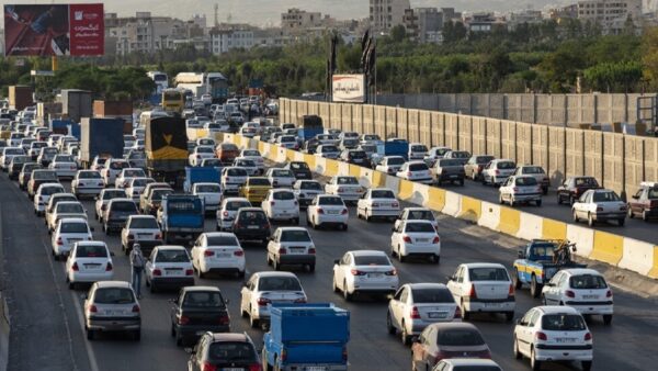 ترافیک سنگین در آزادراه‌های تهران – کرج و پردیس – تهران